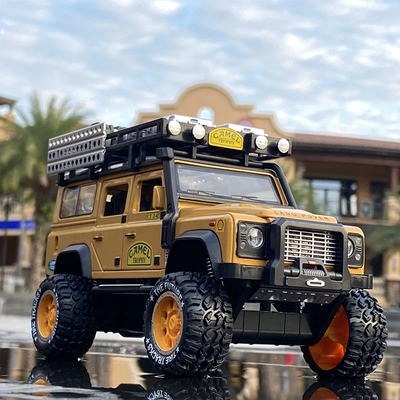1:28 Camel Cup Land Rover Defender Alloy Racing Car Model Diecast & Toy Simulation Off-road Vehicle Car Model Childrens Toy Gift