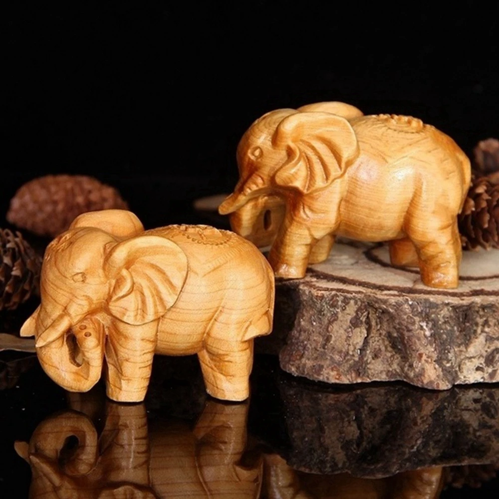 Natural Thuja Wood Elephant Figurines Craft Carved Natural Wooden Mini Animals Antique Decoration