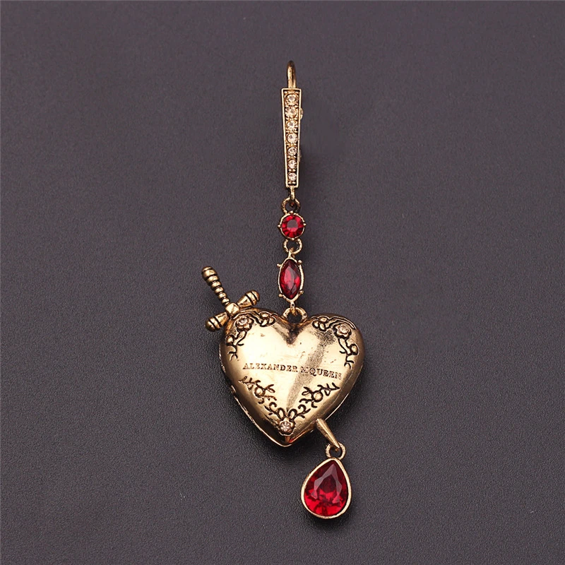 1 Pc Fashion Vintage Sword Heart Water Droplets Earrings Red Crystal Earrings for Women Earring can Open