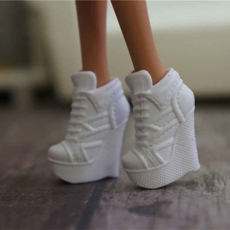 Fashion 1 pair Original shoes for Barbie Doll bjd 1/6  short boot Sneaker Doll house dressing up Sandals mini cup