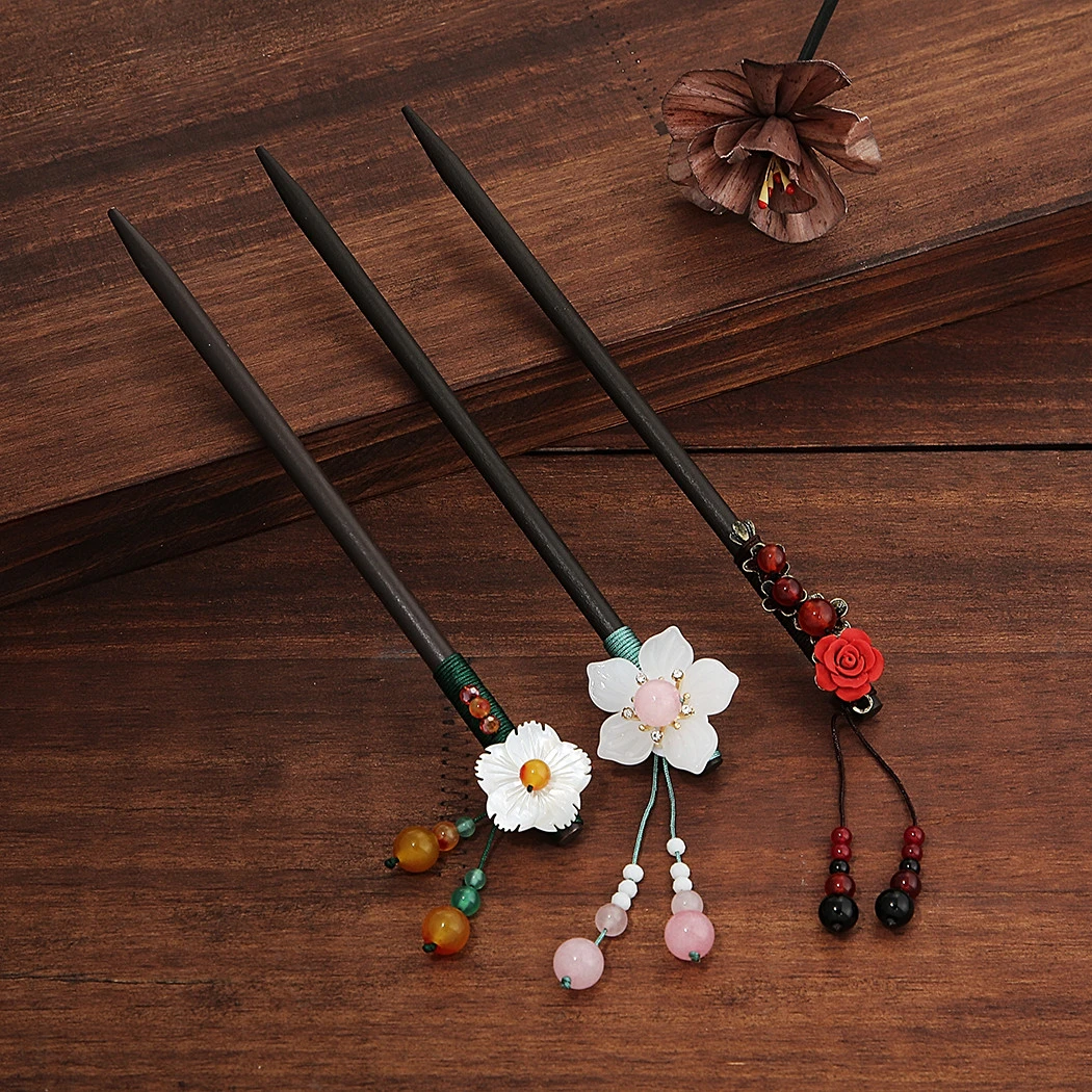 Classic Flower Tassel Hair Sticks Hair Chopsticks Chinese Bridal Wood Hairpins Hair Clip Hanfu Wedding Hair Jewelry for Women