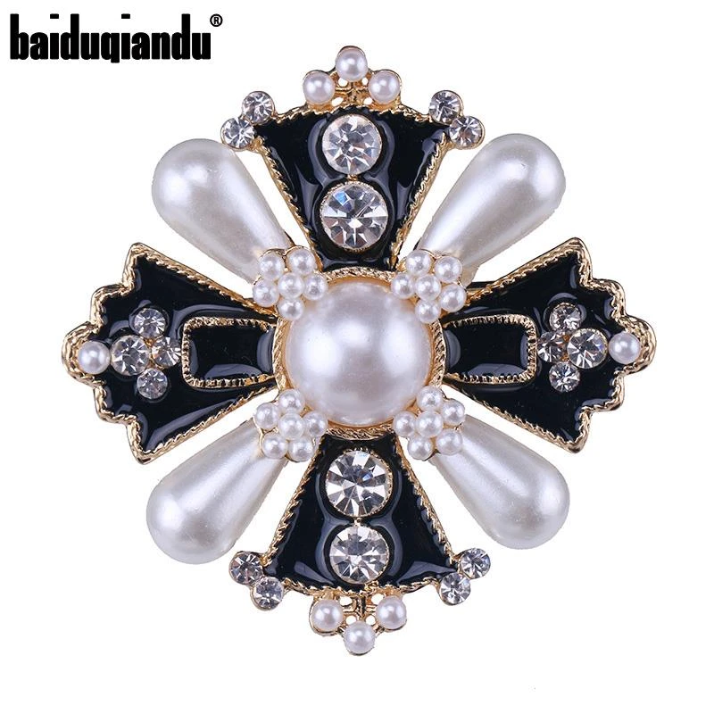 baiduqiandu Brand New Arrival Simulated Pearl Vintage Style Cross Brooches for Women Fashion Dress Coat Accessories Jewelry