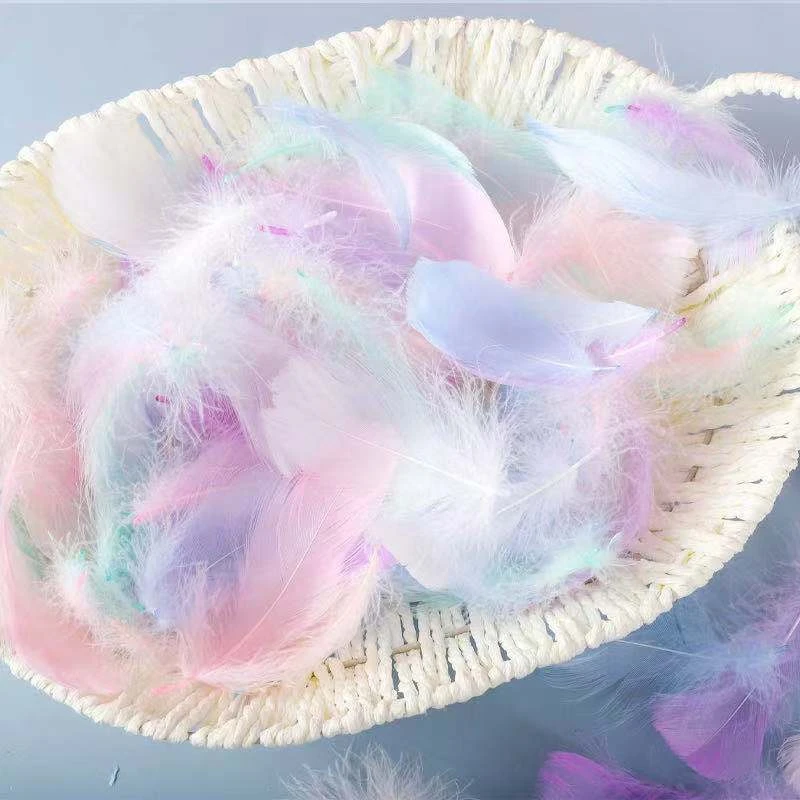 Natural Feathers 4-8cm Small Floating Goose Feather Colourful Plume for Crafts Wedding Jewelry Home DIY Decoration Plumes