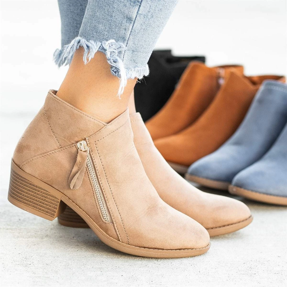 Women Side Zipper Boots Fashion Suede Low Heel Shoes Women Short Boots Square Heels Casual Ankle Boots Plus Size 43 botas mujer