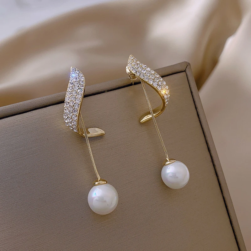 2021 New Arrival Classic Elegant Simulated-pearl Tassel Long Crystal Earrings For Women Fashion Water Drop Crystal Jewelry