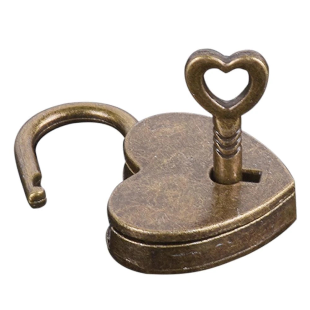 Mini Retro Alloy Heart Shape Lock Padlock Small Luggage Box Lock With Keys Zinc Alloy Suitcase Locker Hardware Set