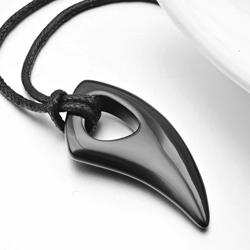 New Trendy Spiked Horn Shape Pendant Necklace Men's Necklace Fashion Metal Spike Shape Pendant Accessories Jewelry