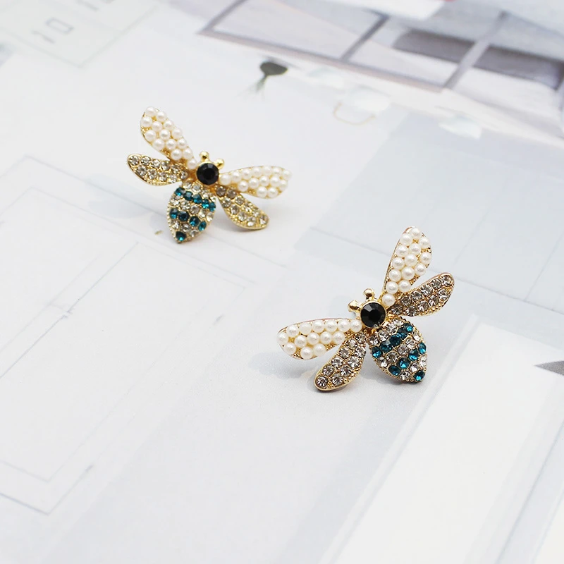 New Little bee Ear Studs Imitation pearl zircon rhinestone Decorative jewelry Cute insect Earrings fashion Twinkle Brincos