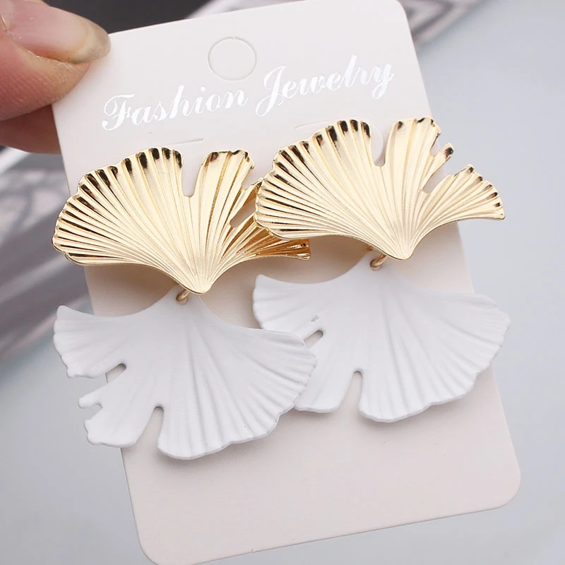 New Fashion Bohemian Drop Earrings Unique Ginkgo biloba Leaf Metal Earrings For Women Jewelry Gift oorbellen pendientes