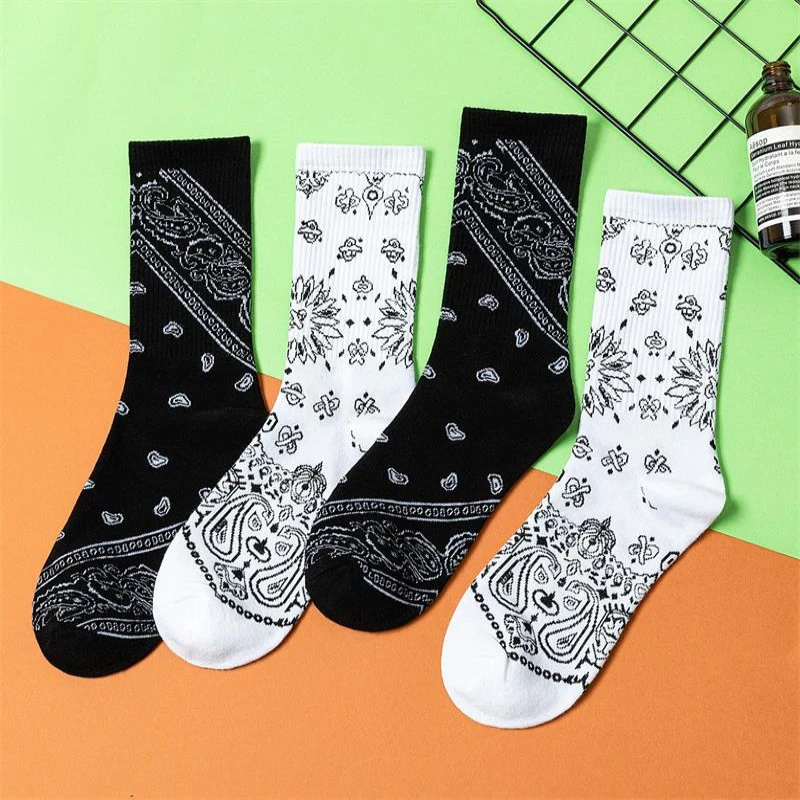 Happy Black Vintage Harajuku Autumn Socks Elegant White Girls Skateboard Europe Cool Socks Female Spring Cotton Long Hipster Sox