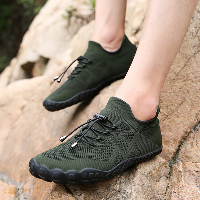 Aqua Shoes Men Barefoot Five Fingers Sock Water Swimming Shoes Breathable Hiking Wading Shoes Beach Outdoor Upstream Sneakers