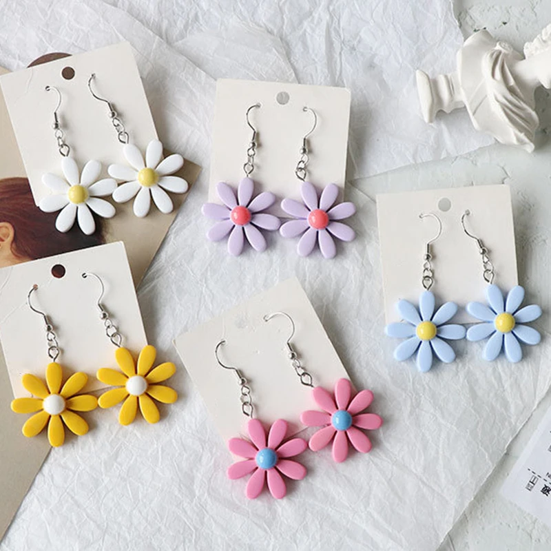 Korean Style Small Daisy Flower Drop Earrings Cute For Girls Lovely Summer Fashion Personality Jewelry Gifts Earrings 2021 Trend