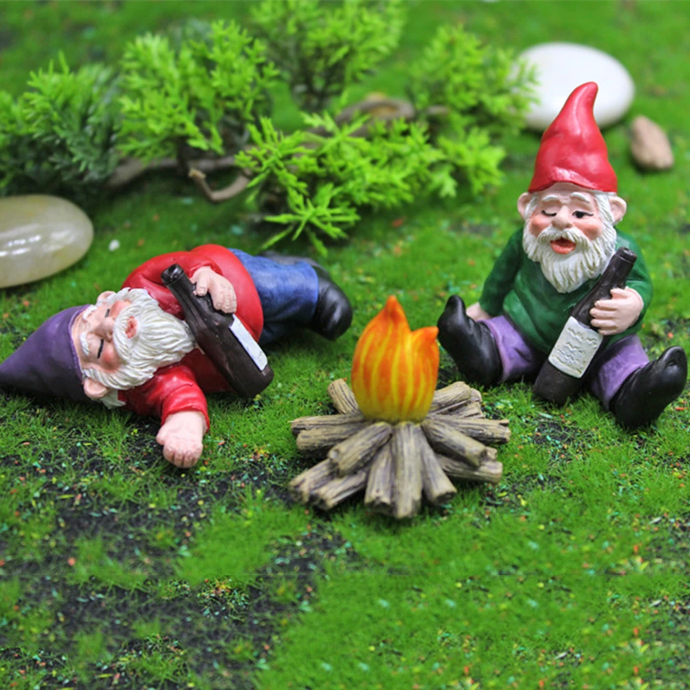 Fairy Garden Tiny Mini Gnomes Statue Courtyard Ornaments Fairy Resin Micro Landscape Outdoor Miniature Resin Figurine Ornament