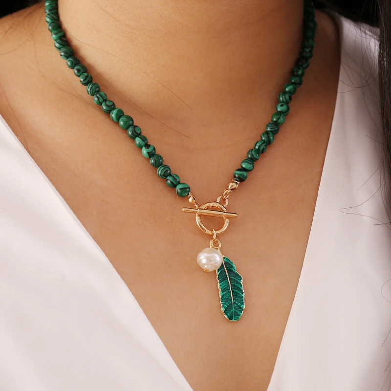 Malachite Alloy Leaves Pearl Drop Oil Women Necklace New Retro Fashion Green Color Stone Pendant Necklace Accessories Wholesale
