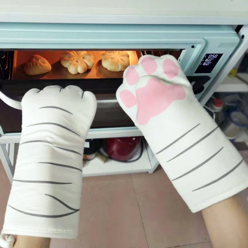 3D Cartoon Cat Paws Oven Mitts Heat Resistant Non-slip Kitchen Gloves Long Cotton Baking Insulation Gloves Microwave