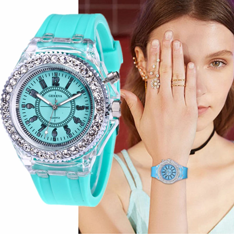 Women Watch Light Silicone Casual Women Watches Rhinestones Ladies Watch Quartz Fashion Women Wristwatch Relojes Para Mujer