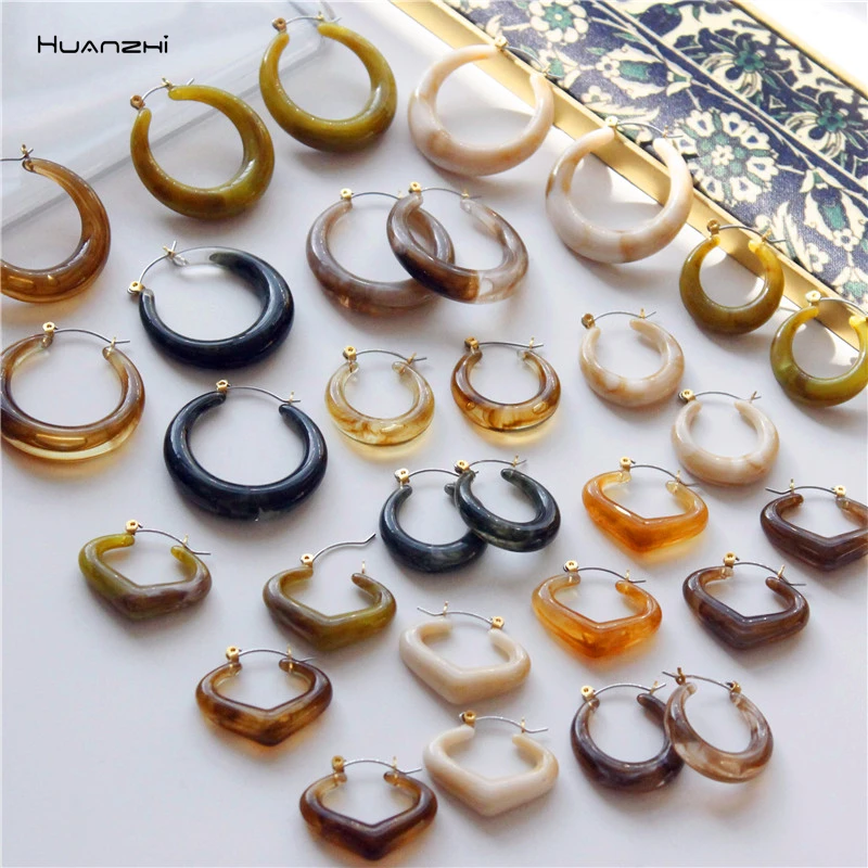 HUANZHI 2020 Retro Transparent Resin Acrylic Hoop Earrings Geometric Round Small Big Circle love Shape For Women Girls Jewelry