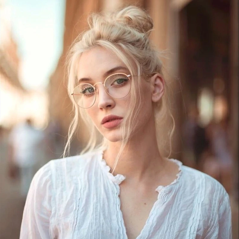 New Gold Glasses Frame Female Fashion Brand Designer Optical Eyeglasses Women Vintage Round Metal Eyewear Clear Lens Circle