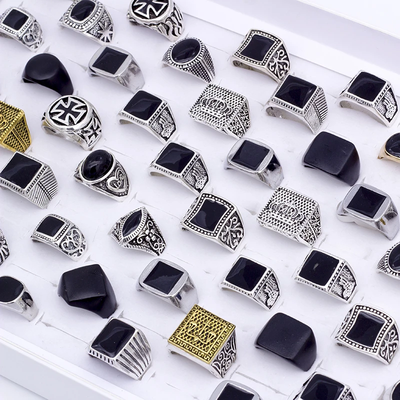 20 Pcs/Lot Geometric Square Classic Metal Men Rings Fashion Jewelry Wholesale Party Gifts Size 17mm-22mm
