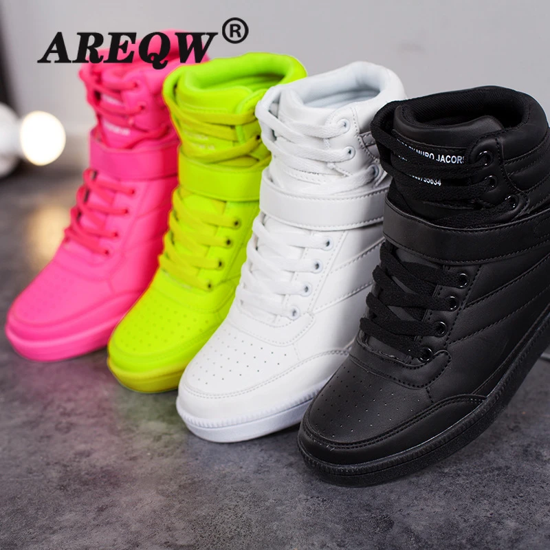 2021 New Women Sport Shoes Warm Breathable Black High-top Lace-up Canvas Shoes for Women Running Shoes Basket Femme