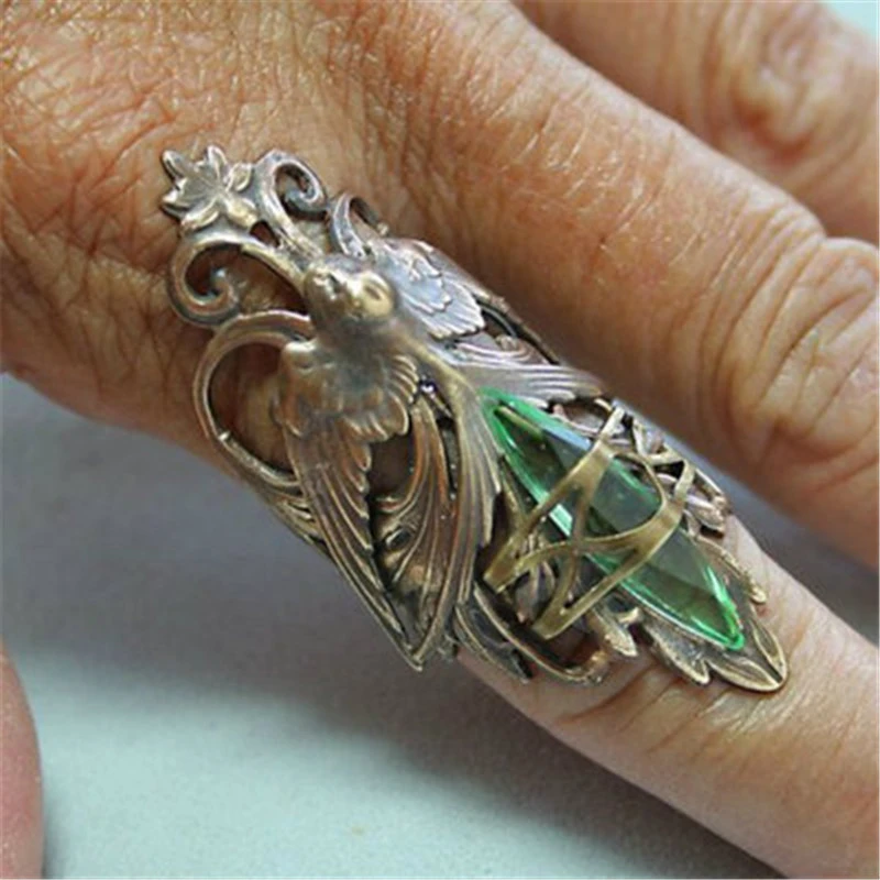 Punk Chic Antique Metal Eagle Owl Green Crystal Zircon Ring Halloween Gift for Women Bijoux Bague Girls Party Jewelry