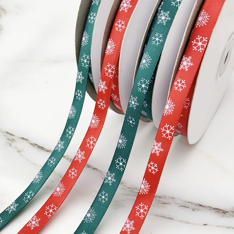(25yards/50yards)/Roll 10mm Red Green Printed Snowflake Satin Ribbon Christmas Gift Ribbons