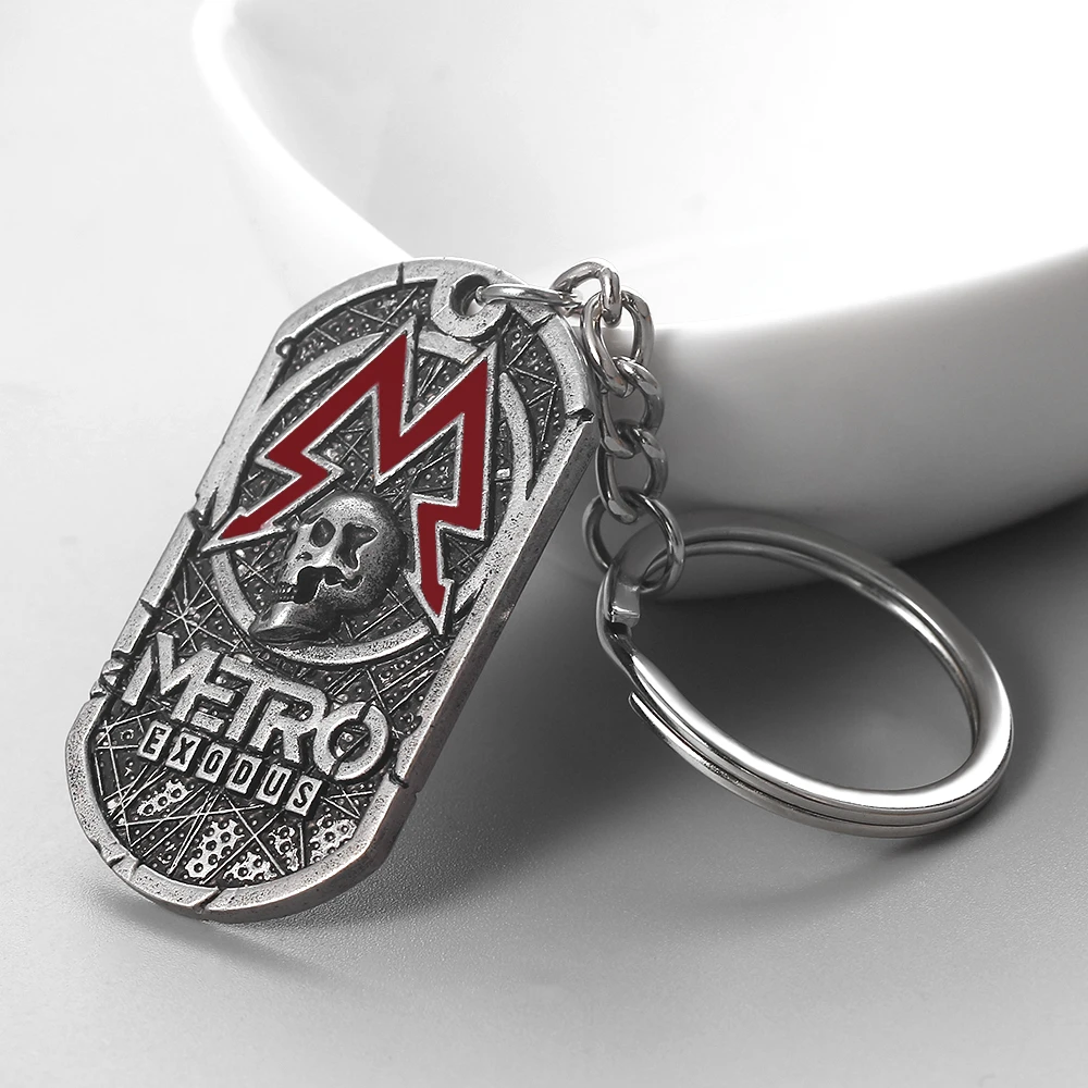 Vintage Metro Exodus Keychain Metal Pendant Skull Dog Tag Men Keyring Leather Chains Charm Game Jewelry