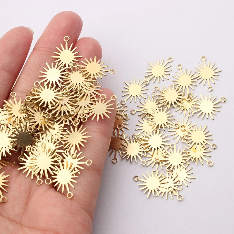 40pcs/lot Handmade Sun Flower Pendants DIY Charms Necklace Earrings Jewelry Findings Making Supplies DIY Brass Accessories