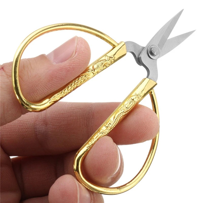 1Pcs 8.5*5.3cm European Vintage Gold Sewing Scissors Embroidery for Needlework Fabric Cutter Dragon Pattern Tailor's Scissors,Q