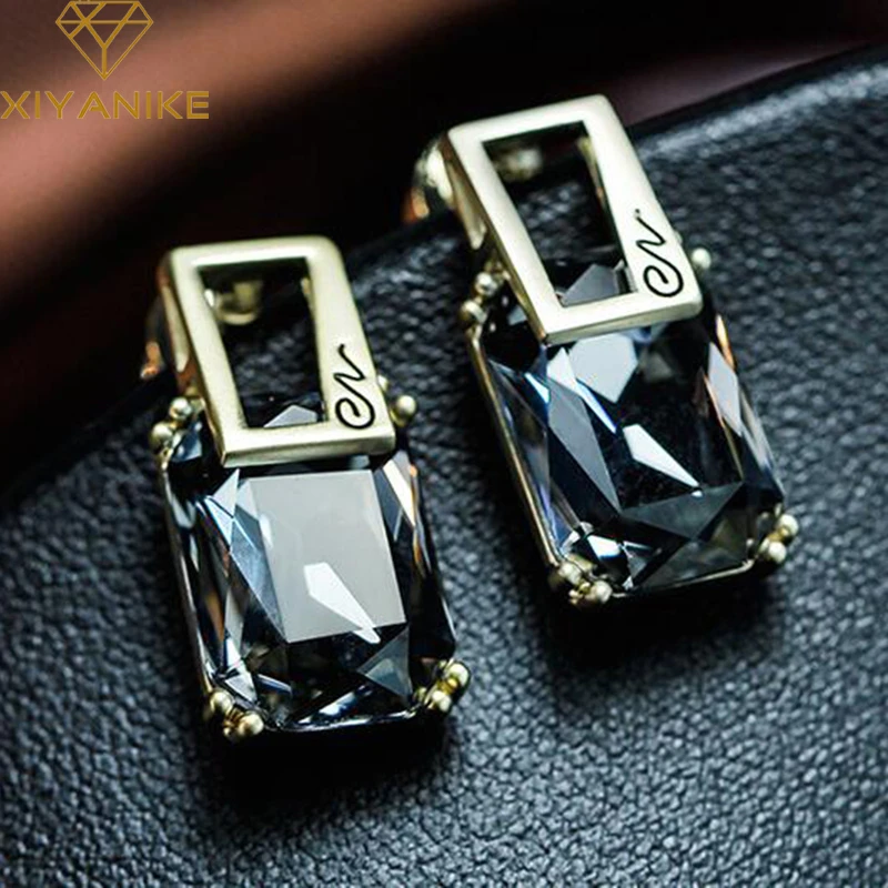 XIYANIKE New Geometric Square Crystal Stud Earrings For Women Fashion Gold Color Earring Party Jewelry Accessories Brincos E285