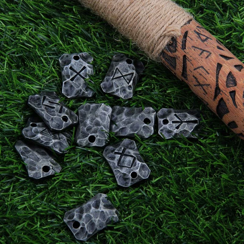 Dropshipping Forged Iron ALGIZ Rune Viking Amulet Pendant Nordic Talisman Necklace Hammered Runic