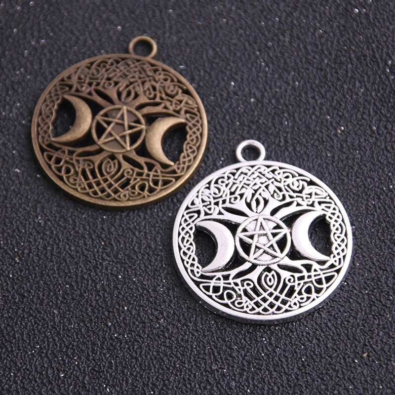 4PCS 34*39mm New Product Two Color Round Hollow Charms Moon Pentagram Pendant Jewelry Metal Alloy Jewelry Marking