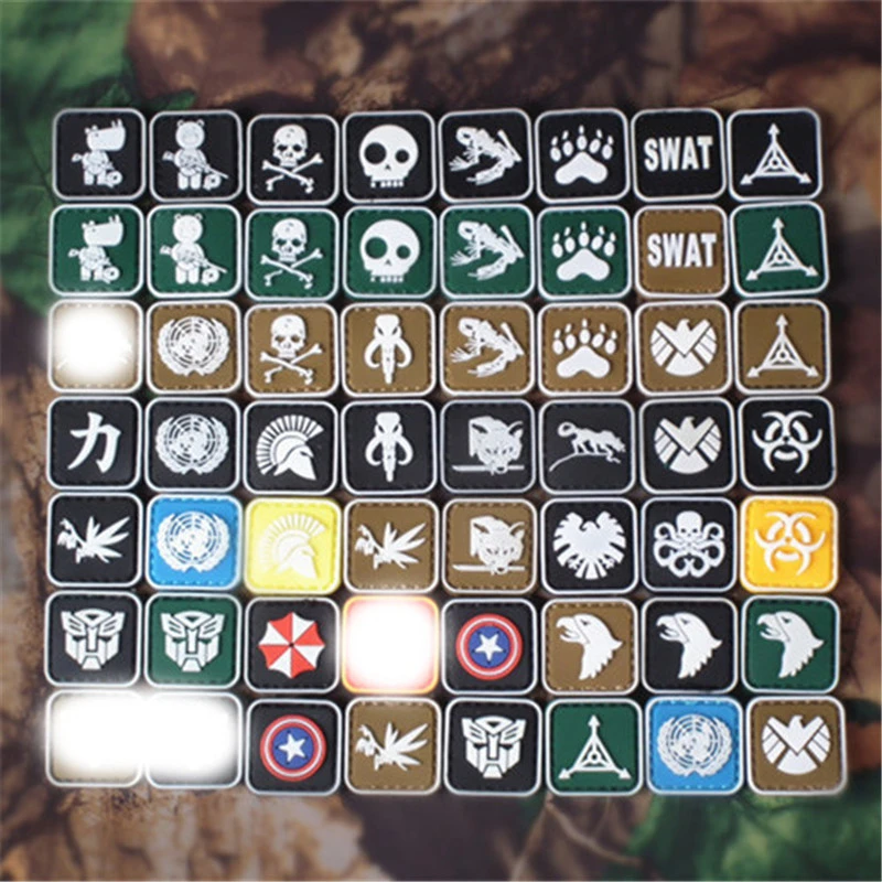 Mini PVC Patch Outdoor Army Tad 3D STICK-ON Luminous Chapter Rubber Patches Glow in the Dark stick on