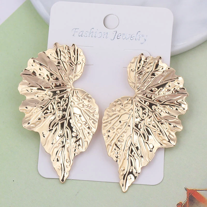 2019 Hot Fashion Wholesale Jewelry Metal Leaves Stud Earrings Feather Colorful Statement Earrings For Women Bijoux Gifts ES1016