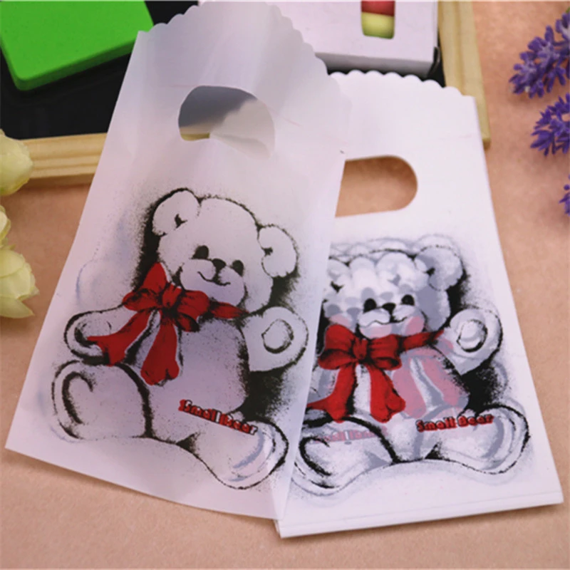 2021 New Design Wholesale 50pcs/lot 9*15cm High Quality White Lovely Bear Small Present Packaging Bags Plastic Gift Bags