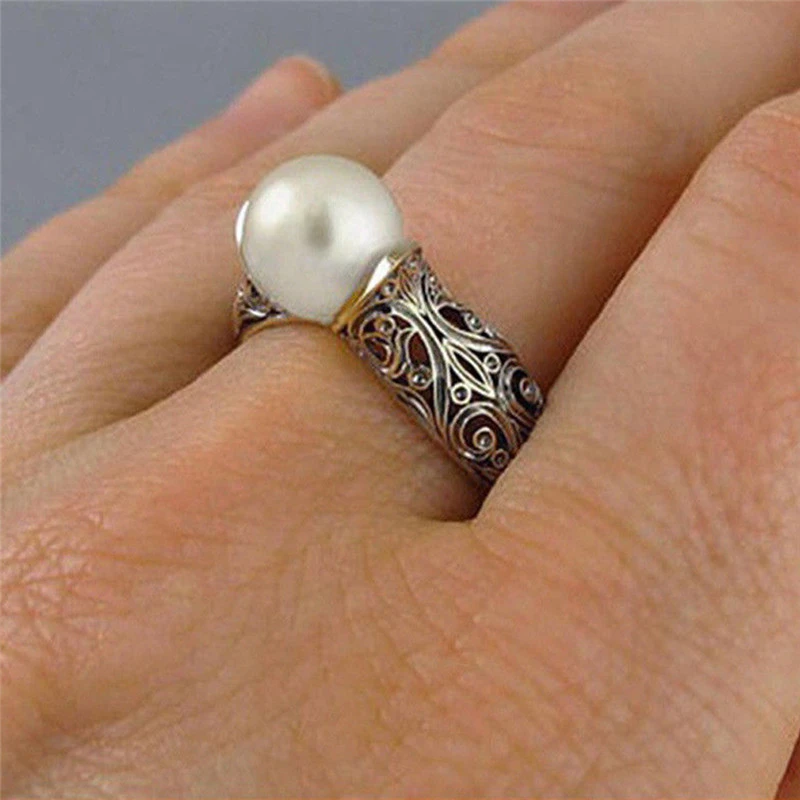 Female Retro Ethnic Big White Pearl Ring Handcrafted Irregular Figure Rose Gold Silver Plated Ring Wedding Anniversary Gift