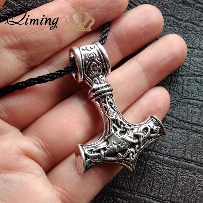 QIMING Nordic Style Men's Necklace Women fashion Thor Hammer Pendant Mjolnir Norse Slavic Axe Retro Gothic Gifts For Men Jewelry