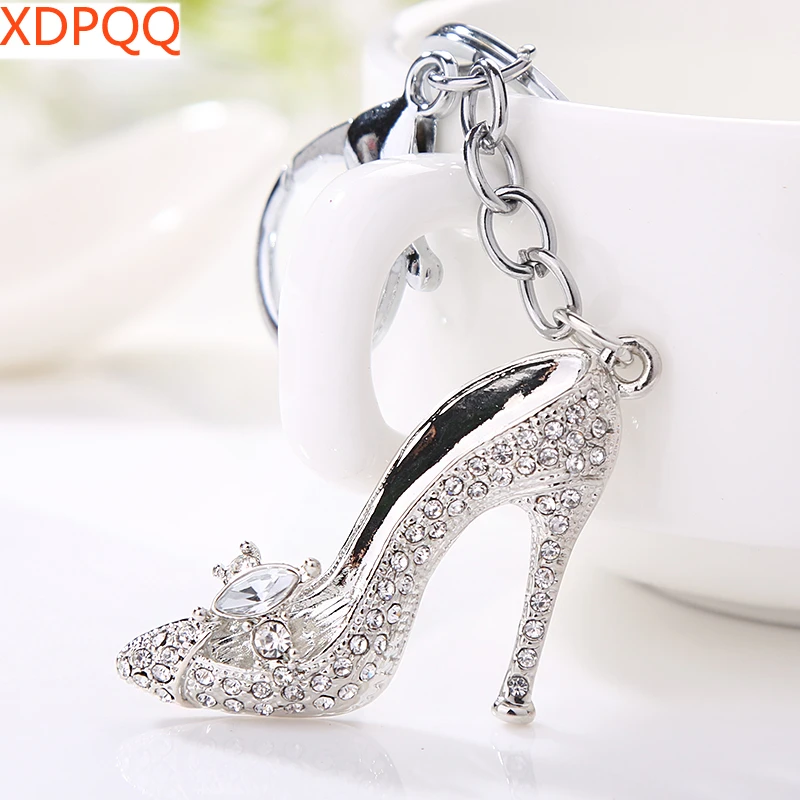 Fashion Lady Keychain Pendant Sexy Red Rhinestones High Heels Keychain Alloy Rhinestone Stereo Car Keychain Trinkets Gifts