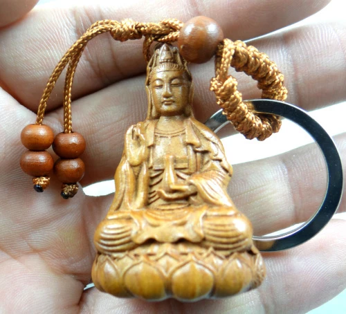 Mahogany Three-dimensional Engraving Key Chain Lifelike Guanyin Pendant Key Ring Jewelry Gift For Car Accessories L6