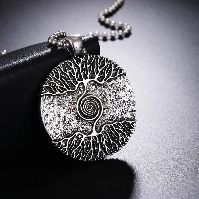 Vikings Amulet Tree of Life Round Silver Color Big Pendant Necklace Stainless Steel Chain Necklace Norse Viking Jewelry Talisman