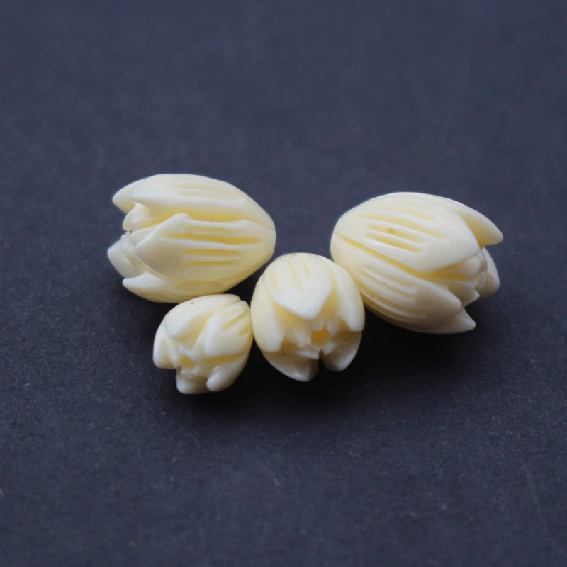 (20 pieces/lot) Carved Jasmine Flower Artificial coral beads 7 8 9 10mm Beige color for Jewelry making