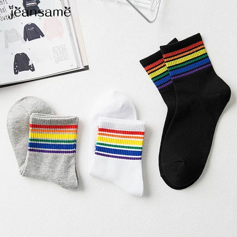 Rainbow striped cotton socks Trendy wild  women Leisure Breathable comfort and sweat harajuku funny calcetines art warm sock sox