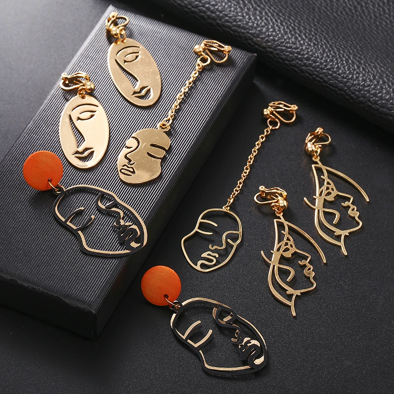 2019 New Arrival Abstract Stylish Hollow Out Face Clip Earrings Without Piercing Girls Statement Charm Earrings