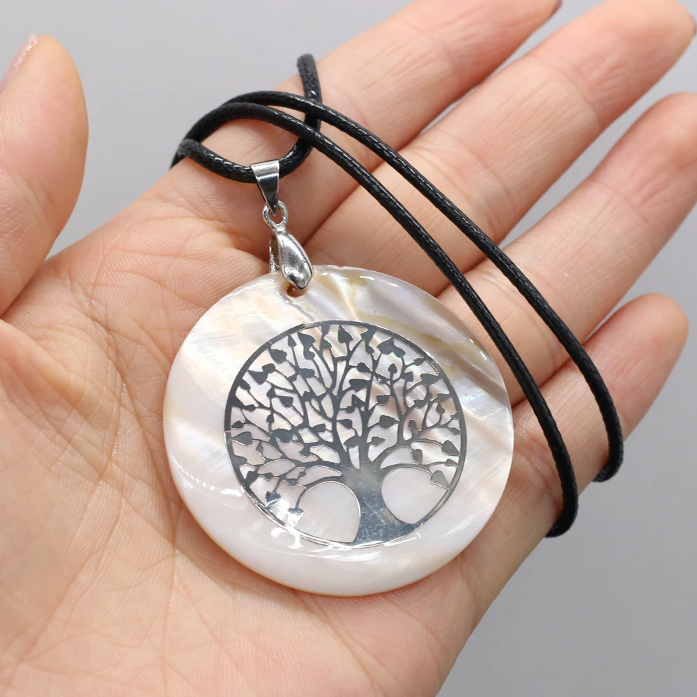 Natural Round Shell Pendant Tree of Life Necklace Fashion Jewelry Mother of Pearl Shells Necklaces Leather Rope for Women Gift