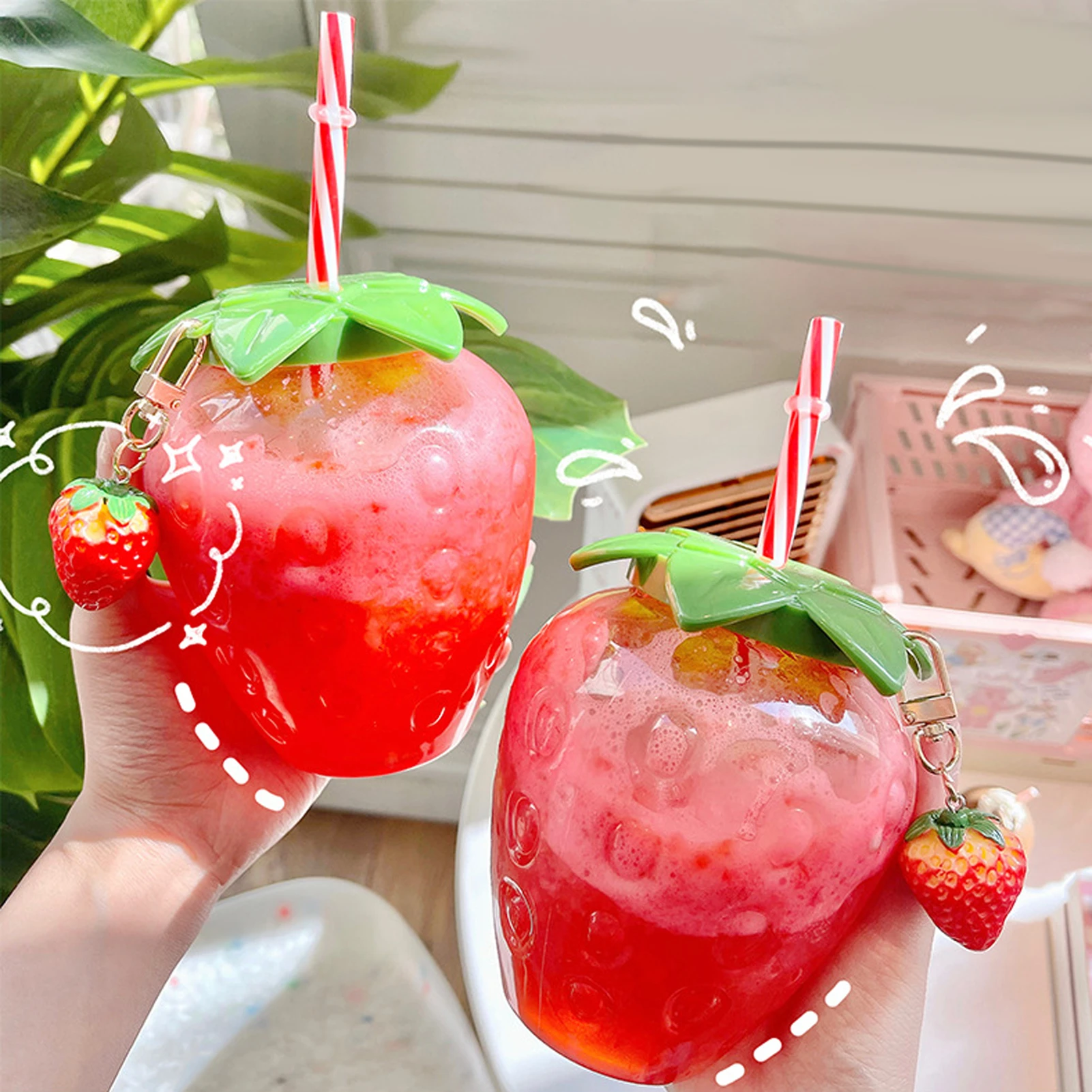 500ml Summer Cute Strawberry Straw Water Bottle Cartoon Food Grade PP Wide Application Milk Coffee Straw Cup for Home Drinkware