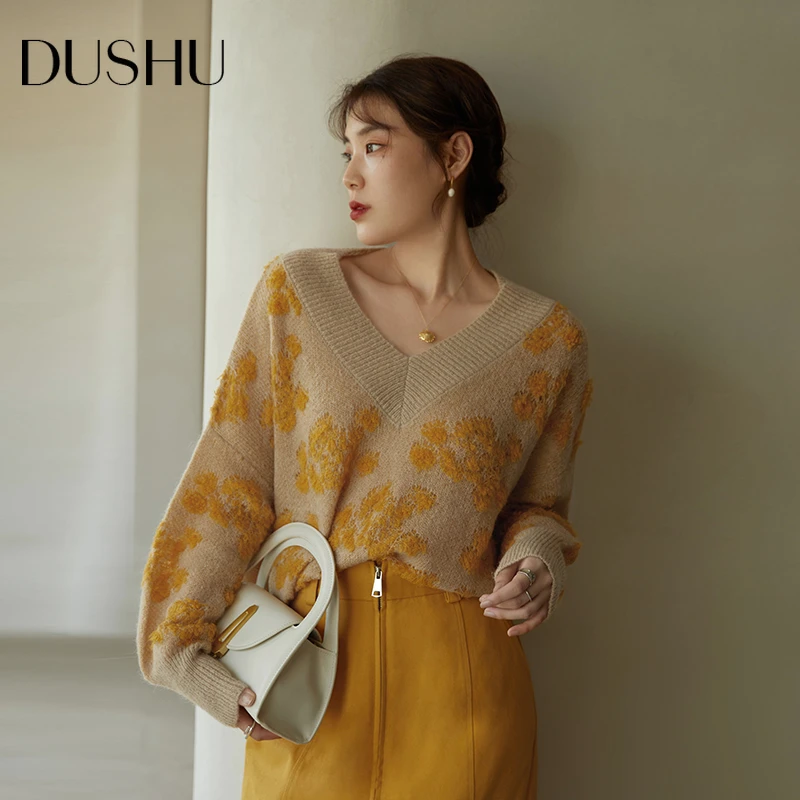 DUSHU Office Ladies Early Autumn 2021 Women Retro Temperament V-neck Sweater Loose Slim Raglan sleeves Knitted Sweater Pullovers