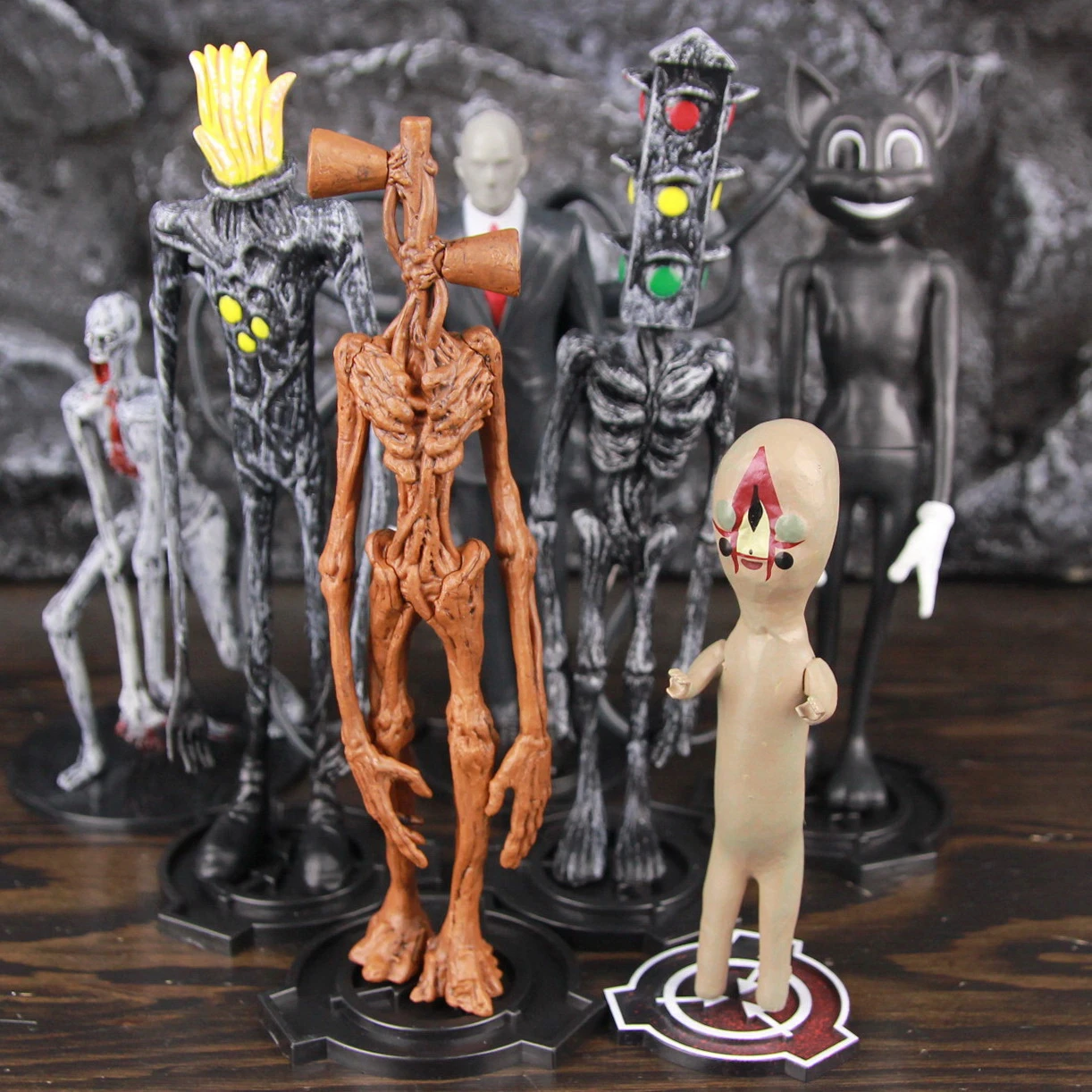 Anime SCP 6789 173 096 Siren Head The Original Sculpture Shy Guy Figurine Horror Urban Legend Foundation Action Figure Doll Toys