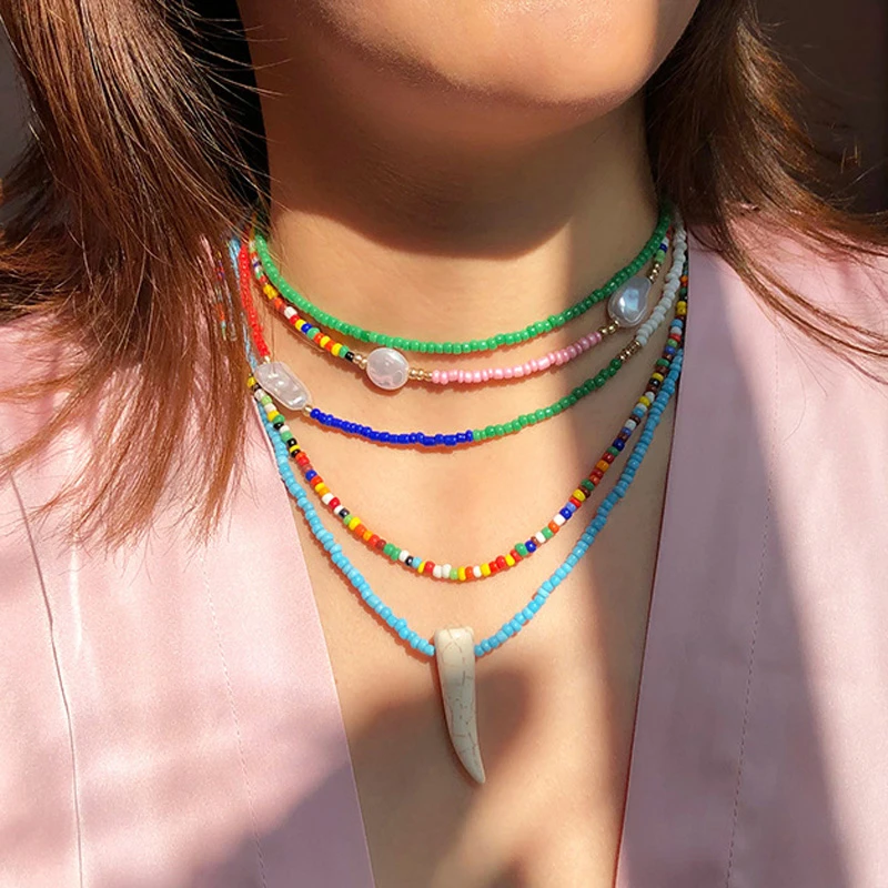 Boho Multilayer Bead Necklace New Design Fashion Simple Hot Selling Ethnic Beach Seed Bead Horn Necklace For Women Gift