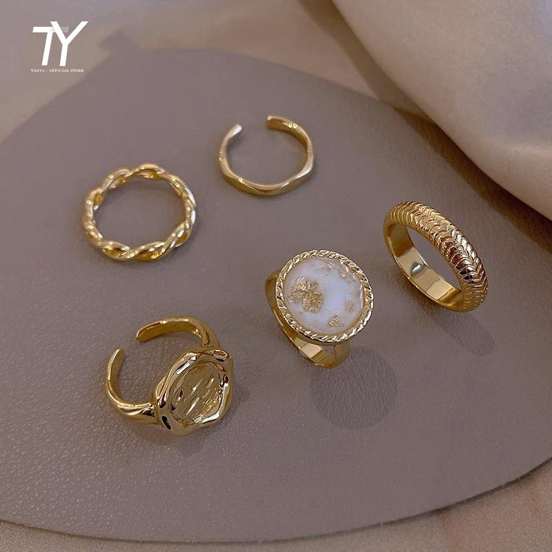 European and American Metal Gold Five Piece Combination Set Rings For Woman Fashion Jewelry Luxury Party Girl's Unusual Ring