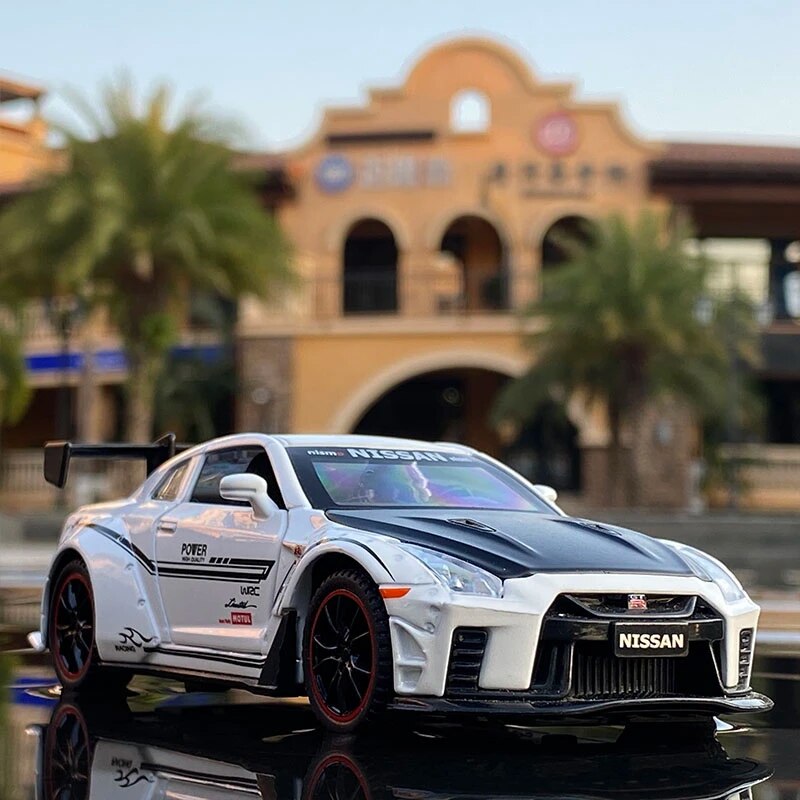 1:32 Nissan Skyline Ares GTR R34 R35 Alloy Sports Car Model Diecast Metal Toy Vehicles Car Model Simulation Collection Kids Gift